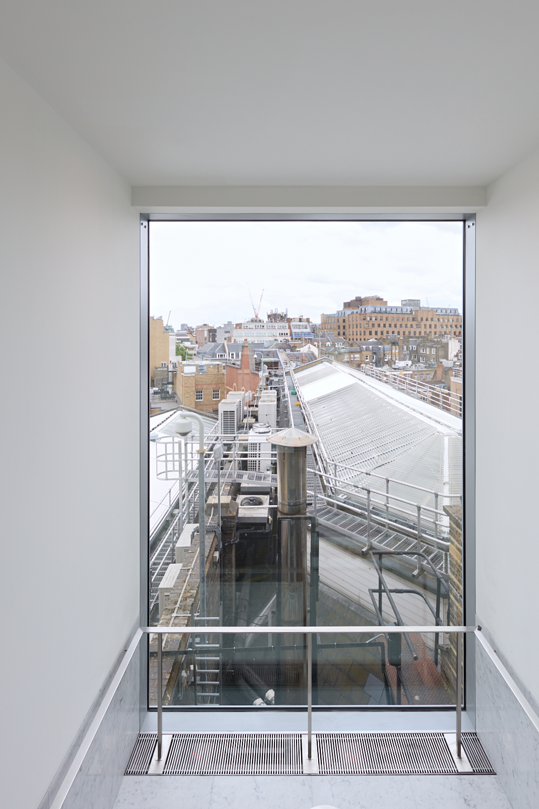 Grosvenor Street, Gabriel Chipperfield