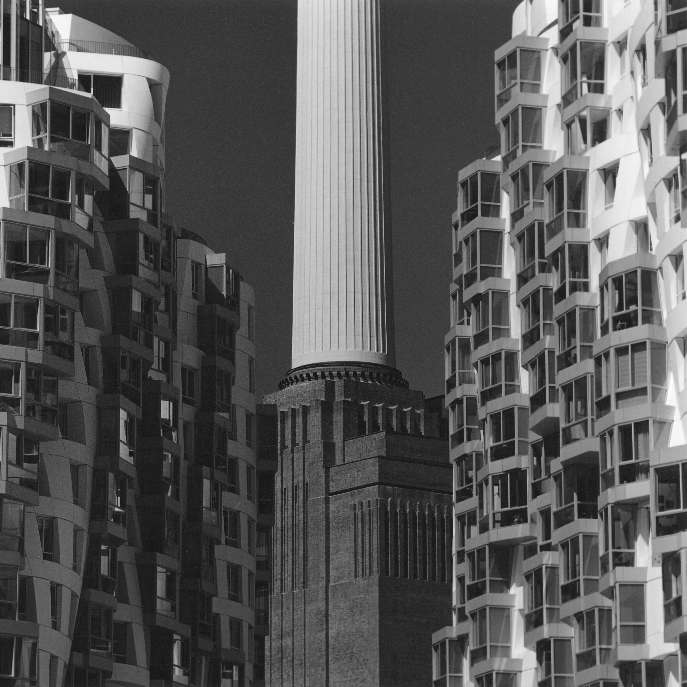 Prospect Place, by Frank Gehry. Battersea, London. Hasselblad 500CM.