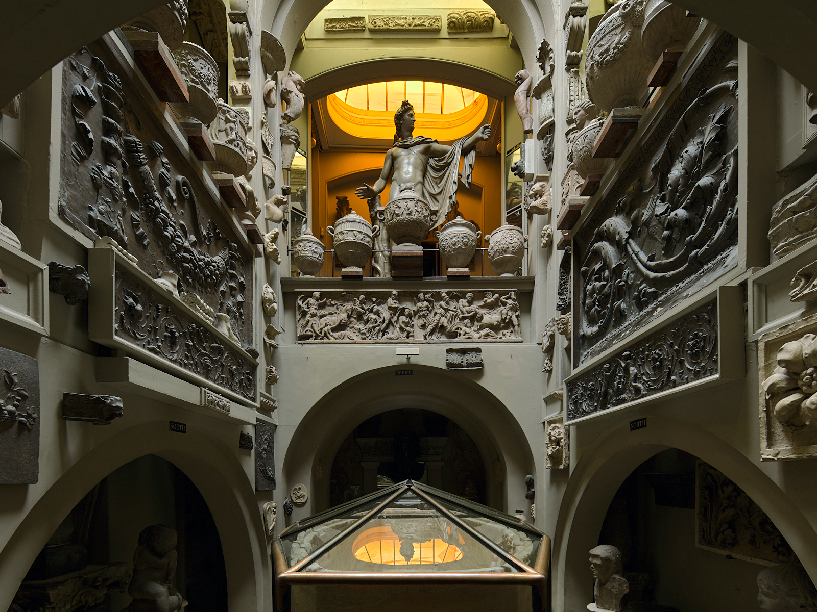 Sir John Soane's Museum — Apollo and sarcophagus 