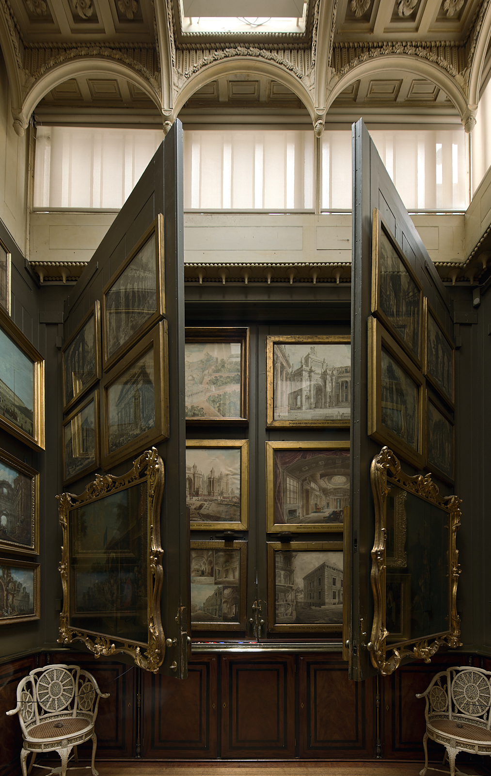 Sir John Soane's Museum — Gallery Room