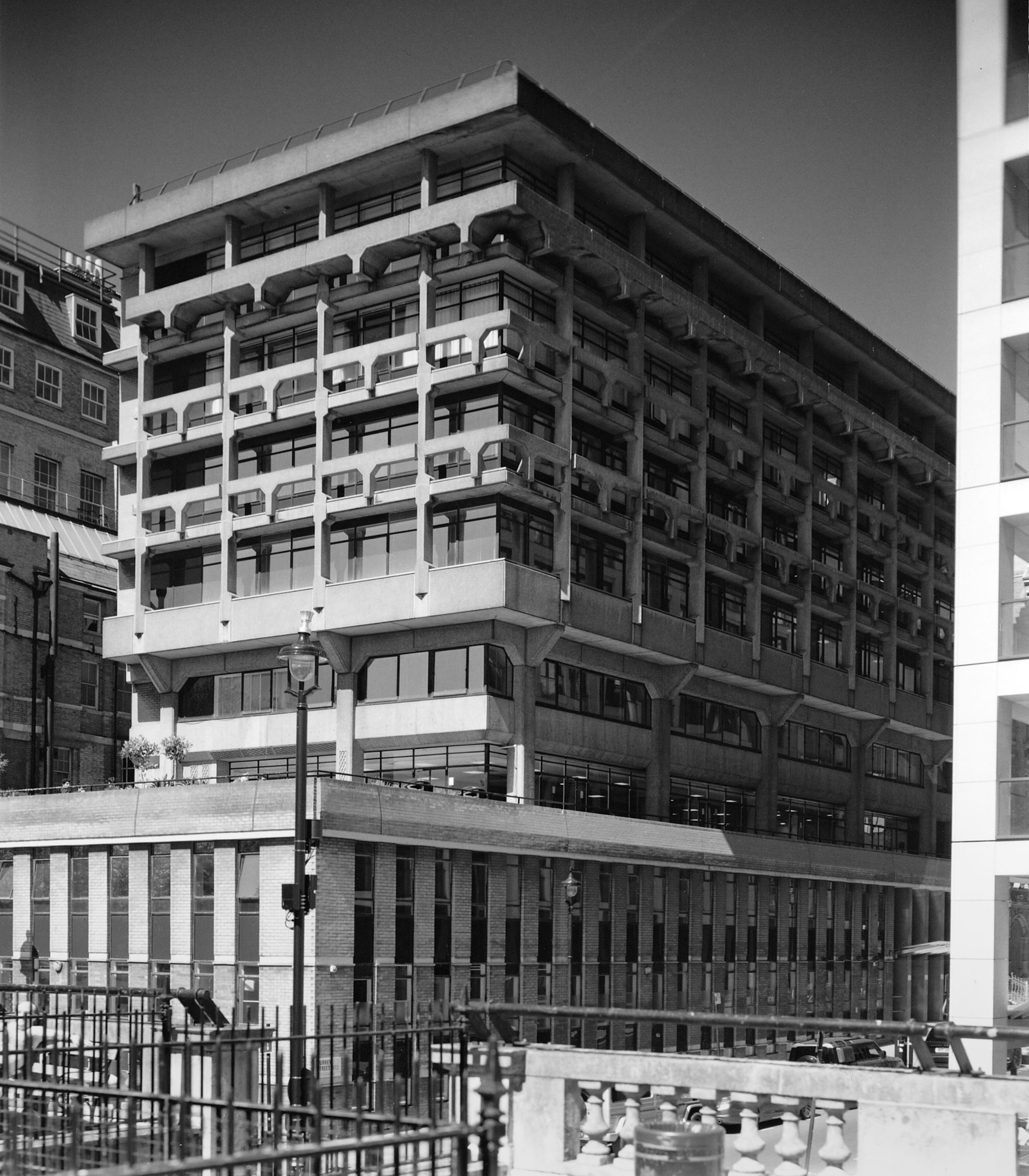 Macadam Building